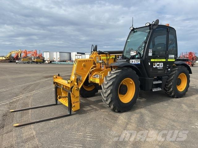 JCB 535-95 伸缩臂叉装车|叉装车