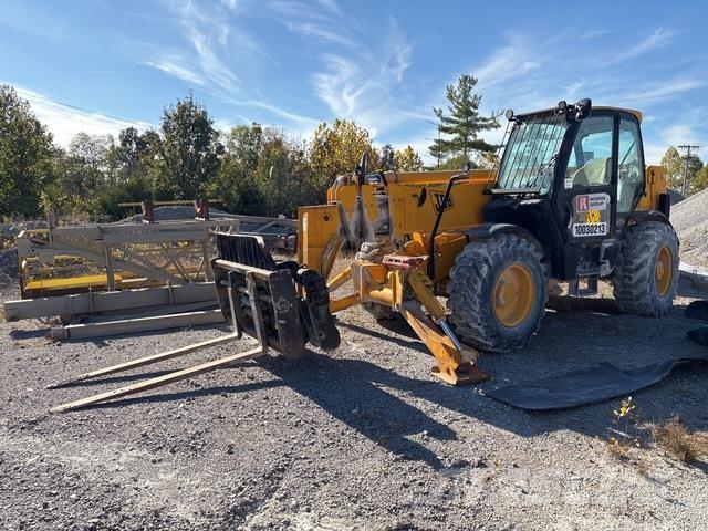 JCB 550-170 伸缩臂叉装车|叉装车