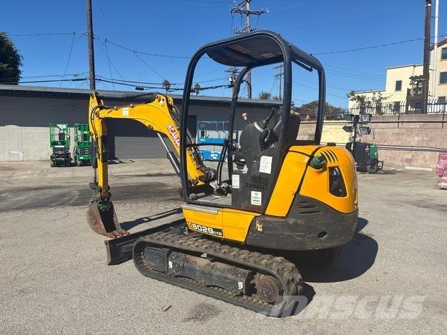 JCB 8029CTS 履带挖掘机