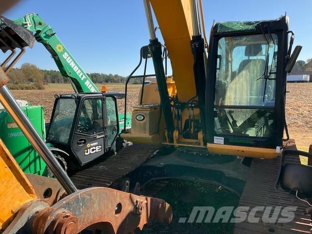 JCB JS220LC 履带挖掘机