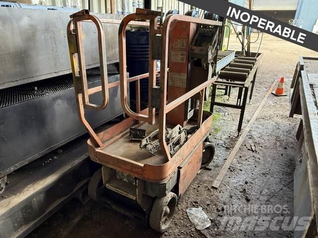JLG  客货电梯