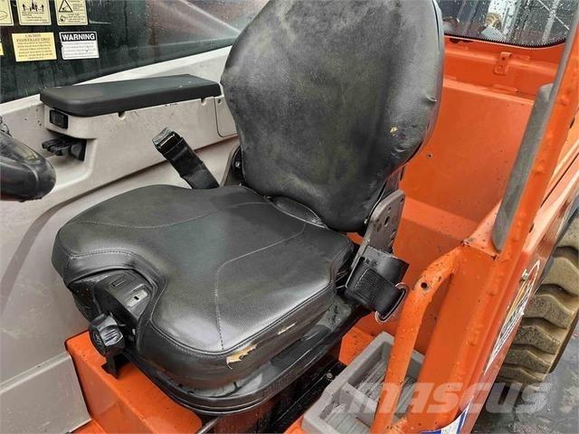 JLG 1055 伸缩臂叉装车|叉装车