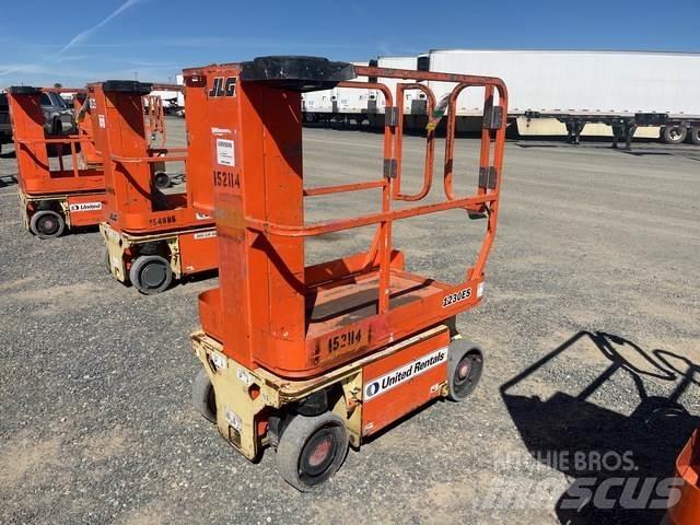 JLG 1230ES 客货电梯