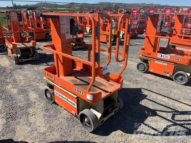 JLG 1230ES 客货电梯