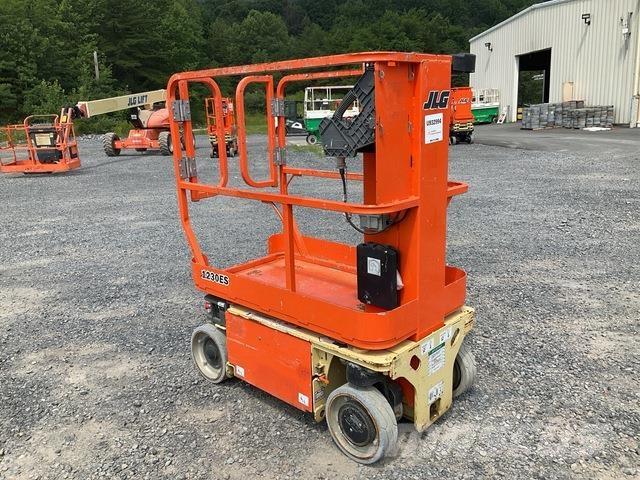 JLG 1230ES 客货电梯