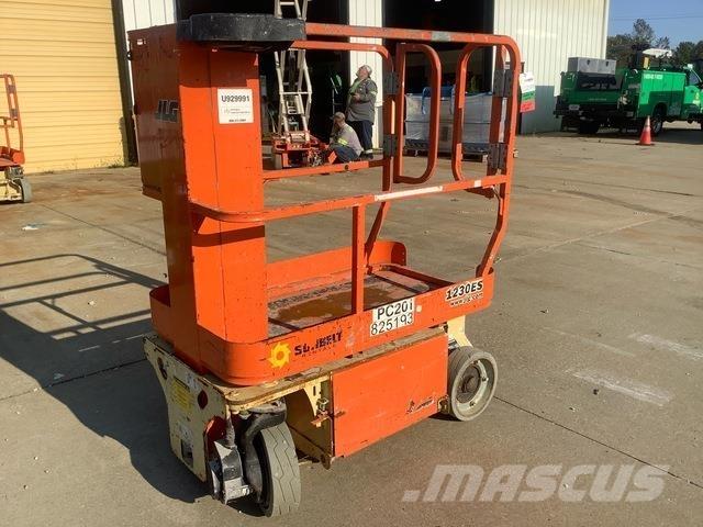 JLG 1230ES 客货电梯