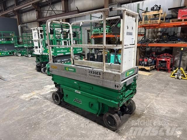 JLG 1930 ES 剪叉式升降机
