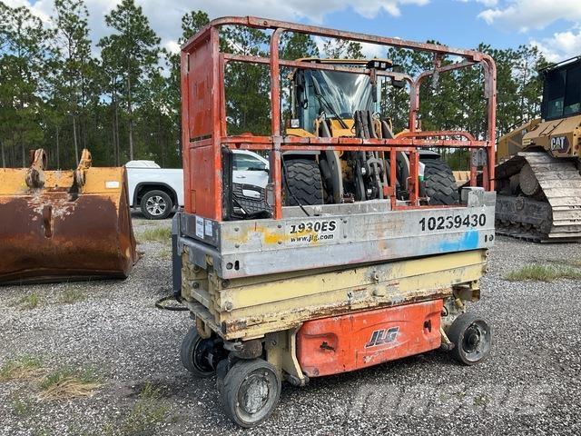 JLG 1930ES 剪叉式升降机