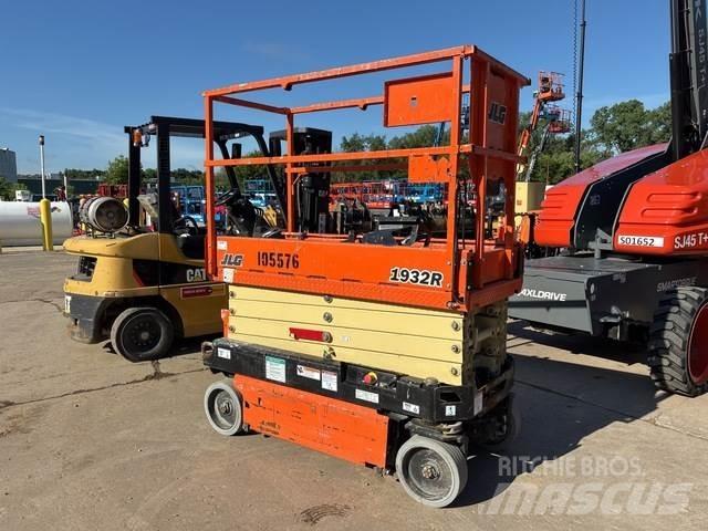 JLG 1932R 剪叉式升降机