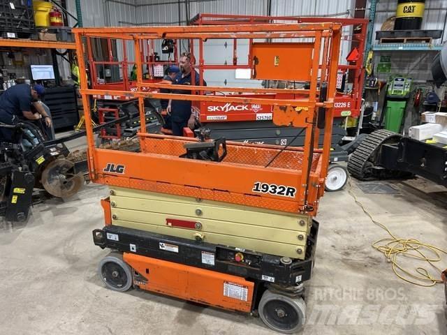 JLG 1932R 剪叉式升降机