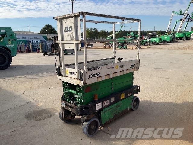 JLG 1932R 剪叉式升降机
