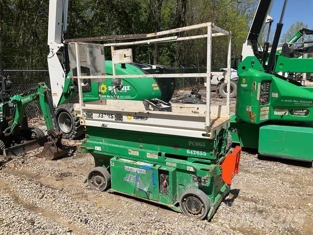 JLG 1932RS 剪叉式升降机