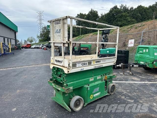 JLG 1932RS 剪叉式升降机