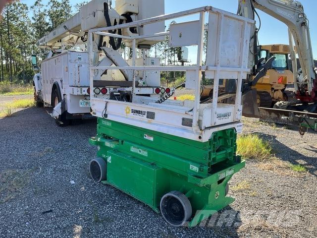 JLG 1932RS 剪叉式升降机