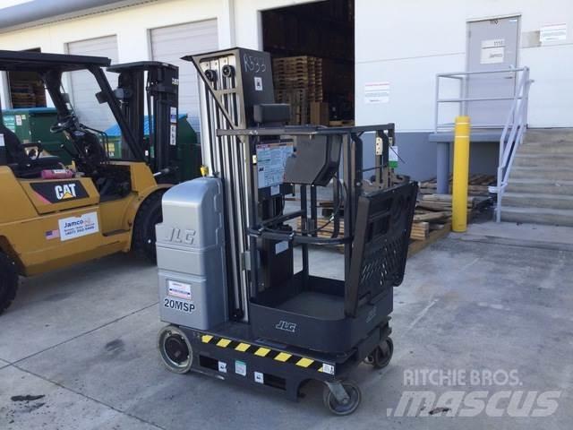 JLG 20MSP 客货电梯