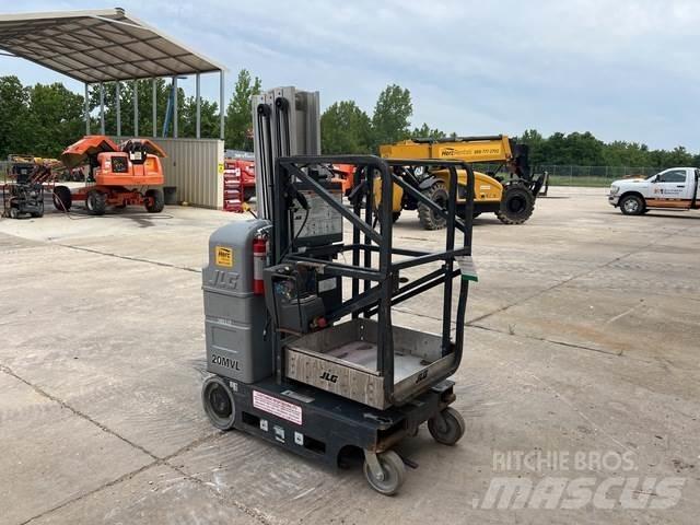 JLG 20MSP 客货电梯