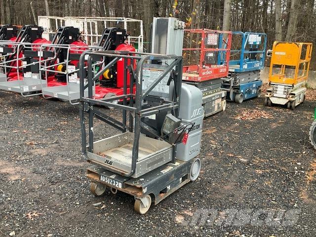 JLG 20MVL 客货电梯