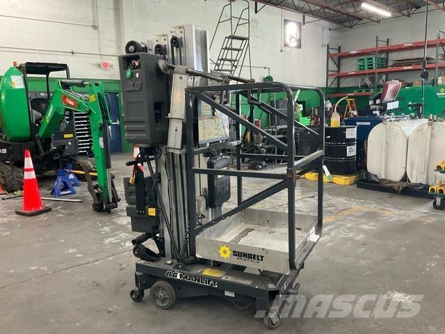 JLG 25AM 客货电梯