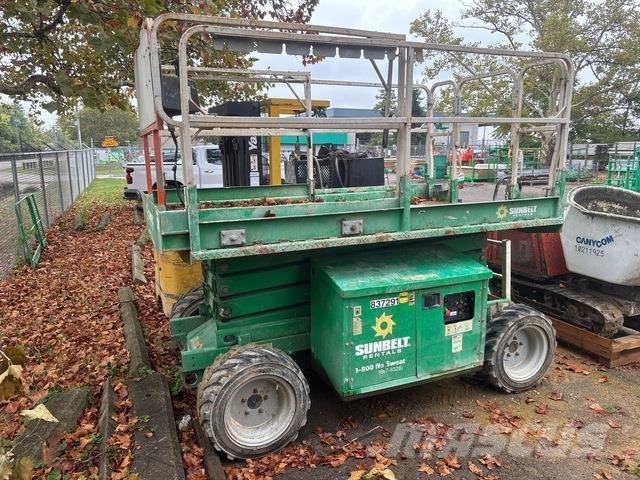 JLG 260MRT 剪叉式升降机