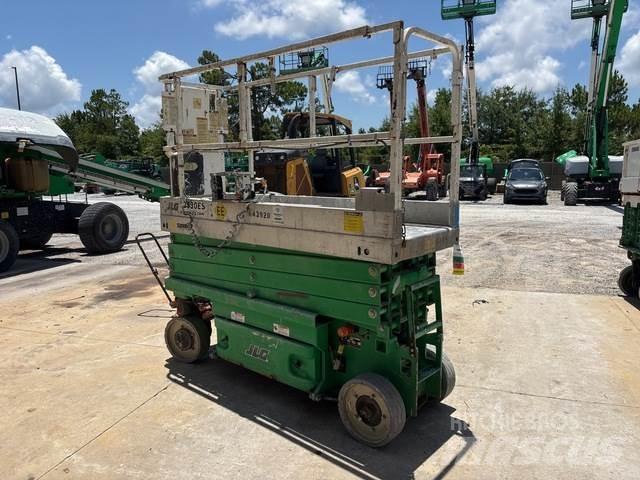 JLG 2630ES 剪叉式升降机