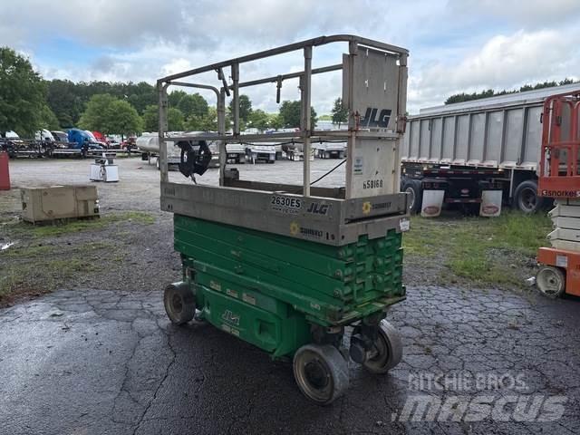 JLG 2630ES 剪叉式升降机