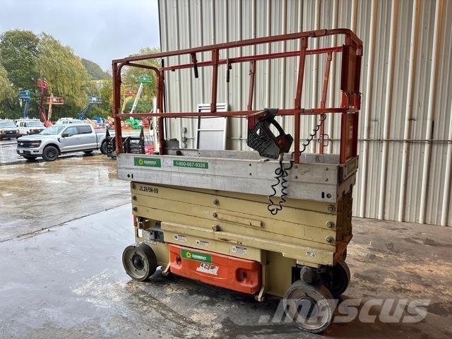 JLG 2630ES 剪叉式升降机