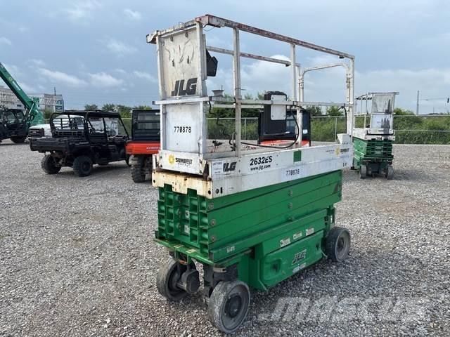 JLG 2632 ES 剪叉式升降机
