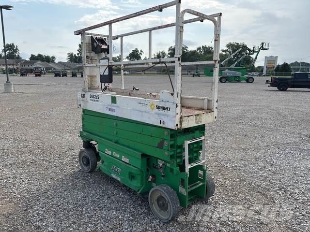 JLG 2632 ES 剪叉式升降机