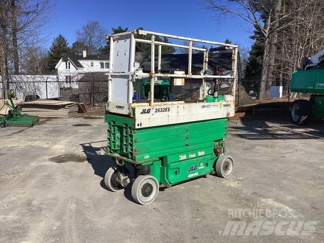 JLG 26322ES 剪叉式升降机