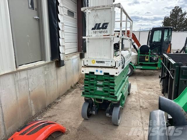 JLG 2632ES 剪叉式升降机