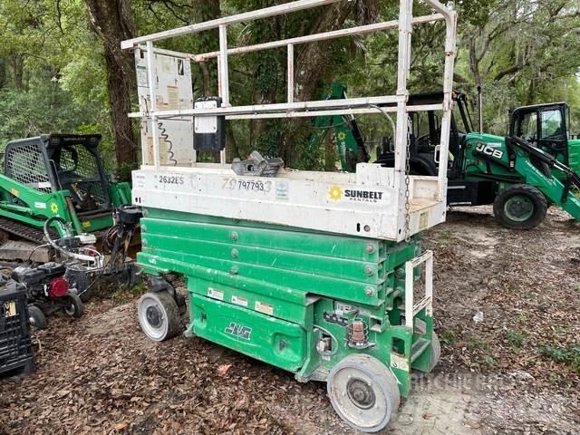 JLG 2632ES 剪叉式升降机