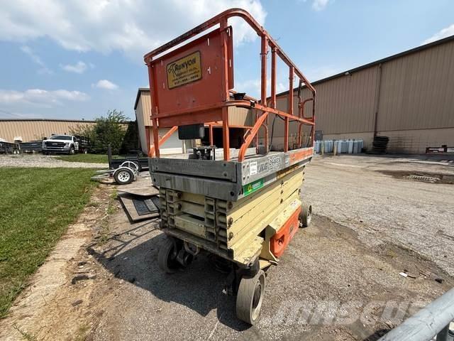 JLG 2646ES 剪叉式升降机