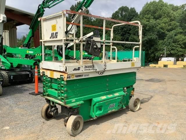 JLG 2646ES 剪叉式升降机