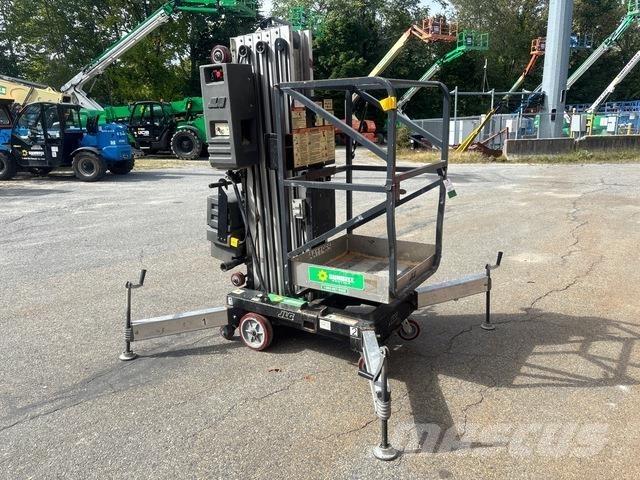 JLG 30AM 客货电梯