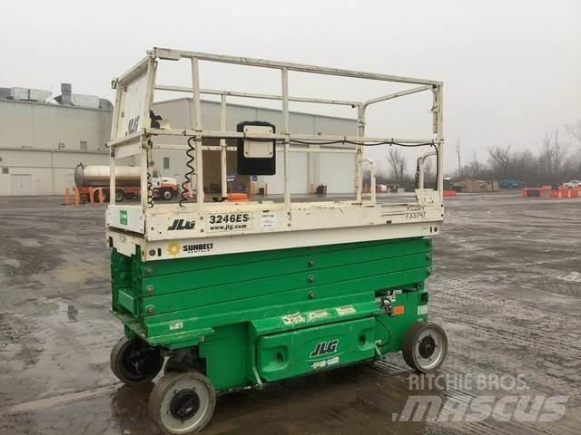 JLG 3246ES 剪叉式升降机