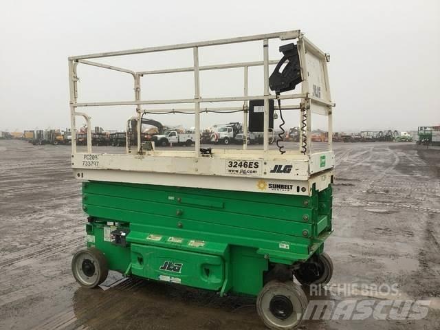 JLG 3246ES 剪叉式升降机