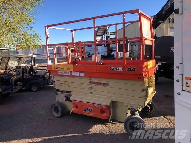 JLG 3246ES 剪叉式升降机