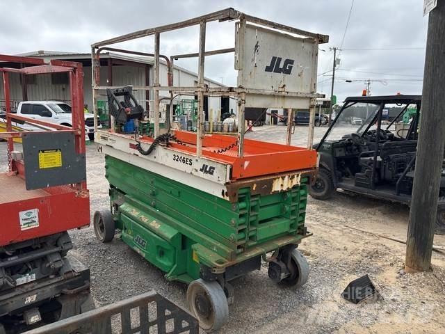 JLG 3246ES 剪叉式升降机