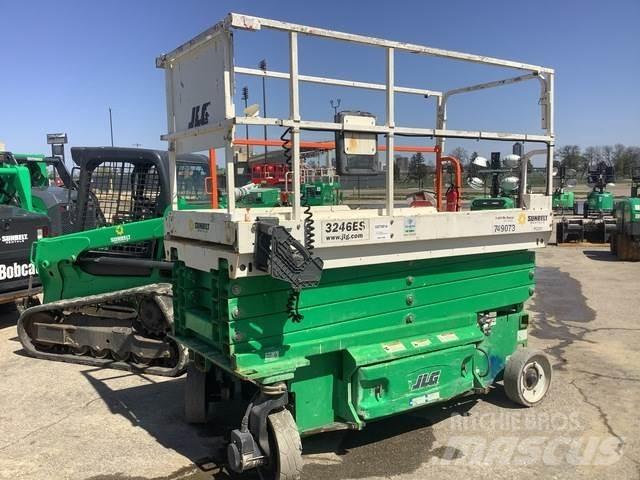 JLG 3246ES 剪叉式升降机