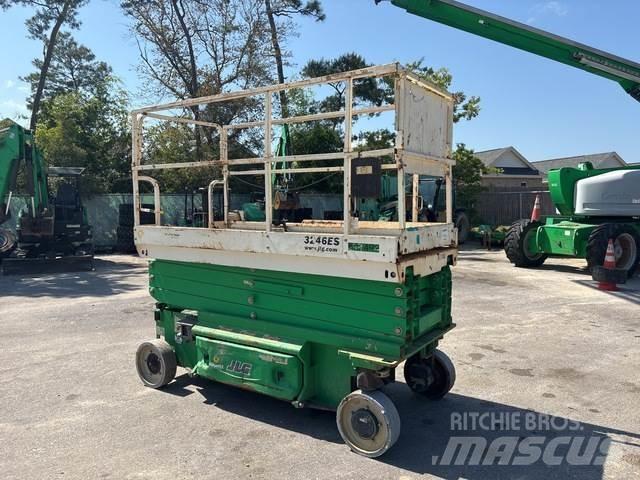 JLG 3246ES 剪叉式升降机