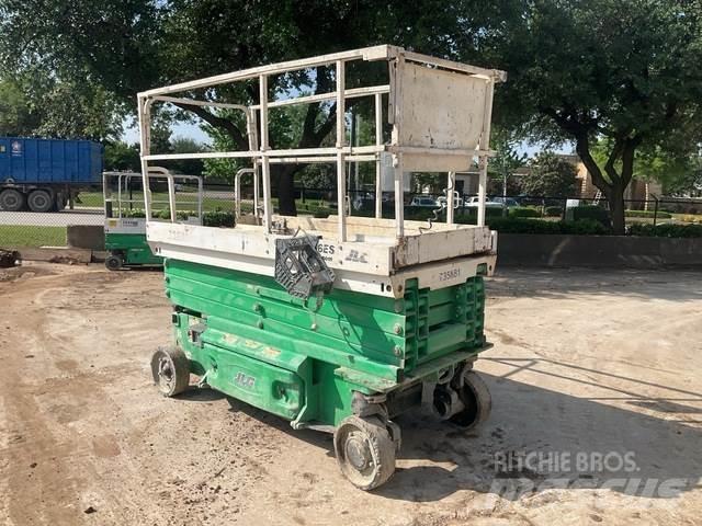 JLG 3246ES 剪叉式升降机