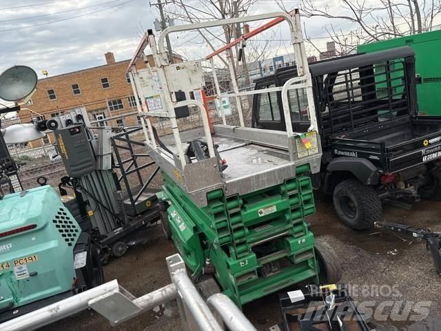 JLG 3246ES 剪叉式升降机