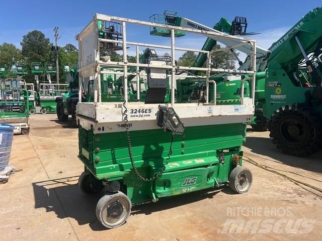 JLG 3246ES 剪叉式升降机