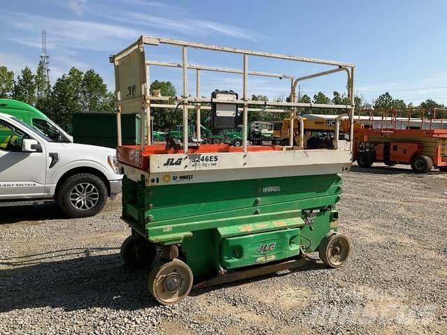 JLG 3246ES 剪叉式升降机