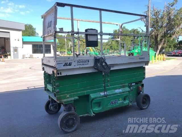 JLG 3246ES 剪叉式升降机