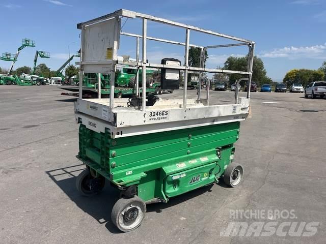 JLG 3246ES 剪叉式升降机