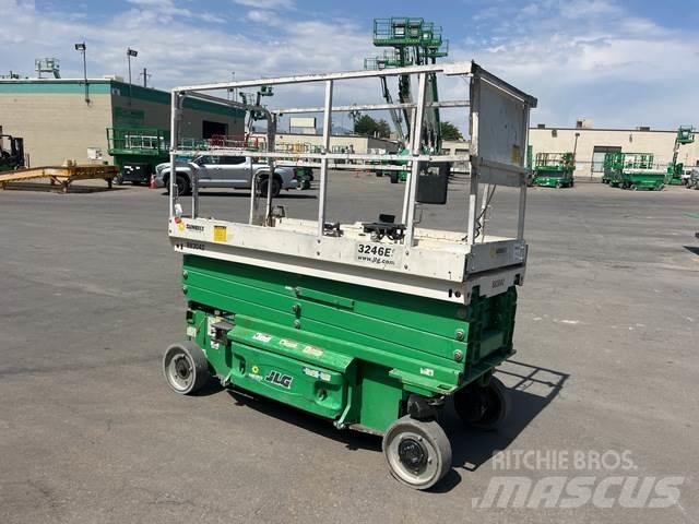 JLG 3246ES 剪叉式升降机
