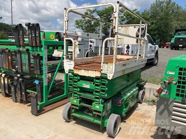 JLG 3246ES 剪叉式升降机