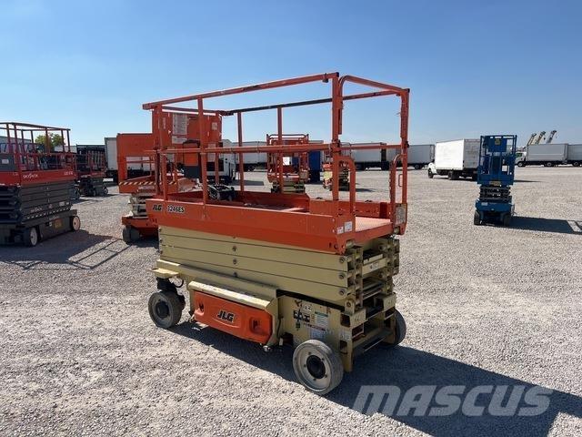 JLG 3246ES 剪叉式升降机