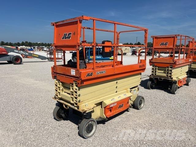 JLG 3246ES 剪叉式升降机